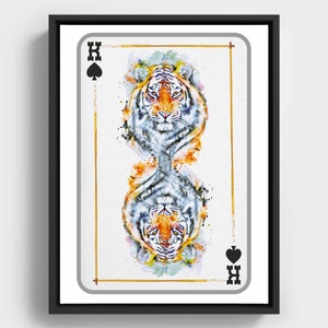 Carta de jogo Rei de Espadas com Cabeça de Tigre Inspirada no Mundo Animal - Decoração de Arte de Cassino para Imprimir - Ideia de Presente para Amantes de Felinos e Jogadores