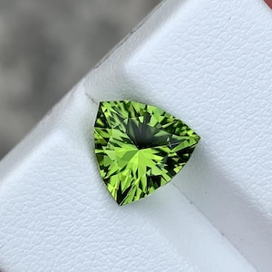 Marvelous Green Peridot Gemstone for Ring & Pendant from Pakistan