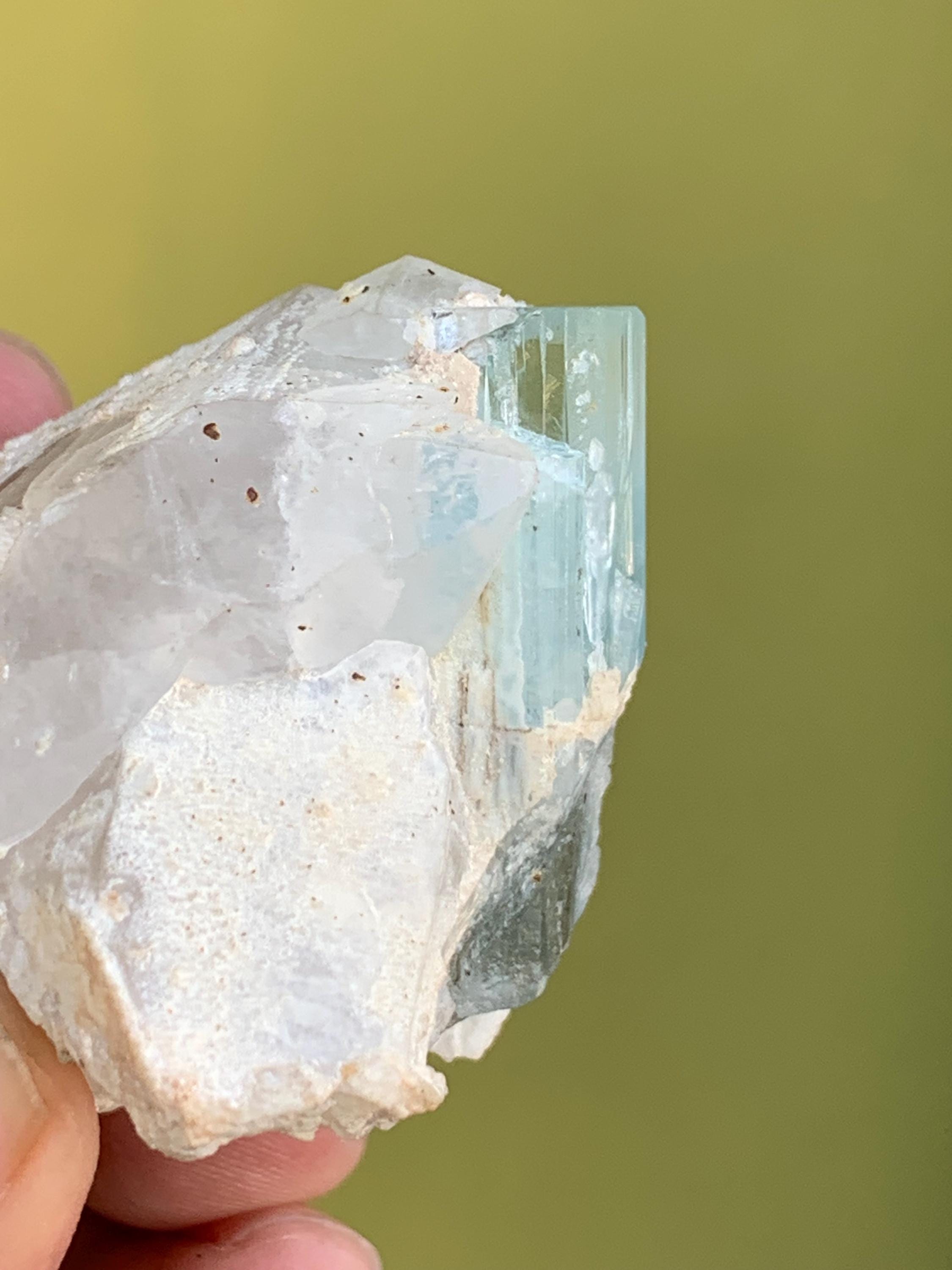 アクアマリン結晶標本：パキスタン産天然原石60.00グラム - Etsy 日本