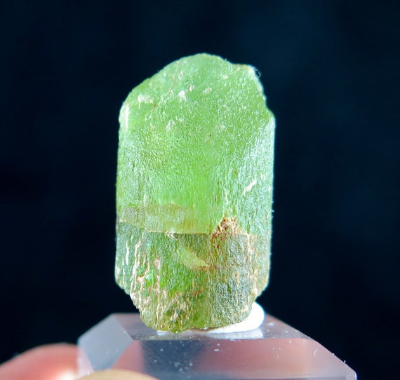14.56 Grams 100 /% Natural Green Peridot Crystal Mineral Specimen From Kohistan Pakistan.