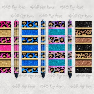 Peut inclure: Six designs différents de stylos avec un motif d'animal imprimé et de paillettes dorées. Les designs incluent le rose, le bleu, le turquoise, le noir et le marron.