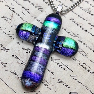 Dichroitischen Glas Kreuz Anhänger
