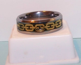 TUNGSTEN WEDDING BAND  -- Man's Ring -- Size 12 1/2 Gold Cube Pattern -- Vintage