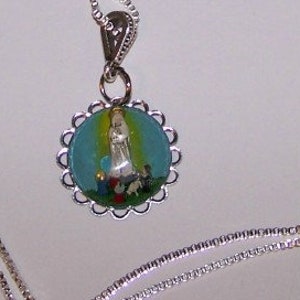 FATIMA  PENDANT -- Vintage 7/8 Inch  Diameter Glass Cabochon --  30 &quot; silver plated chain