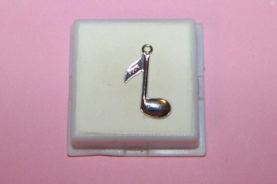 MUSIC NOTE CHARM -- Vintage Sterling Silver Charm… - image 2