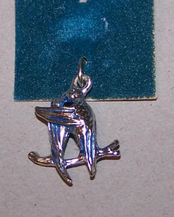 MOTHER BIRD feeding Baby CHARM--  Vintage 3 D Sterling on Original Griffith Store Card View 3