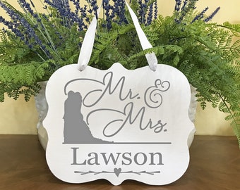 Personalized Mr and Mrs Last Name Wedding Sign For Reception and Ceremony Photo Props