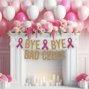 以下が含まれることがあります： ピンクと白の風船、花、そして「BYE BYE BAD CELLS」と書かれた金色のグリッターバナーで飾られた白いマントルピースの装飾的なディスプレイ。シーンにはキャンドルとフラワーアレンジメントが含まれています。