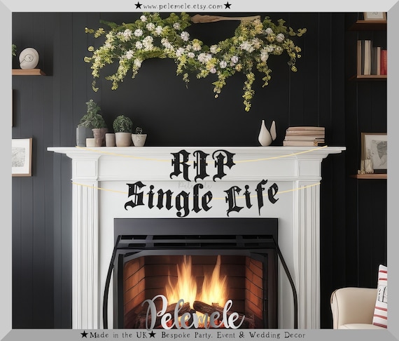 Glitter RIP Single Life Banner - Gothic Hen Party Banner, Gothic Bride Banner, Goth Hen Do Party, Old English Bachelorette Party Banner