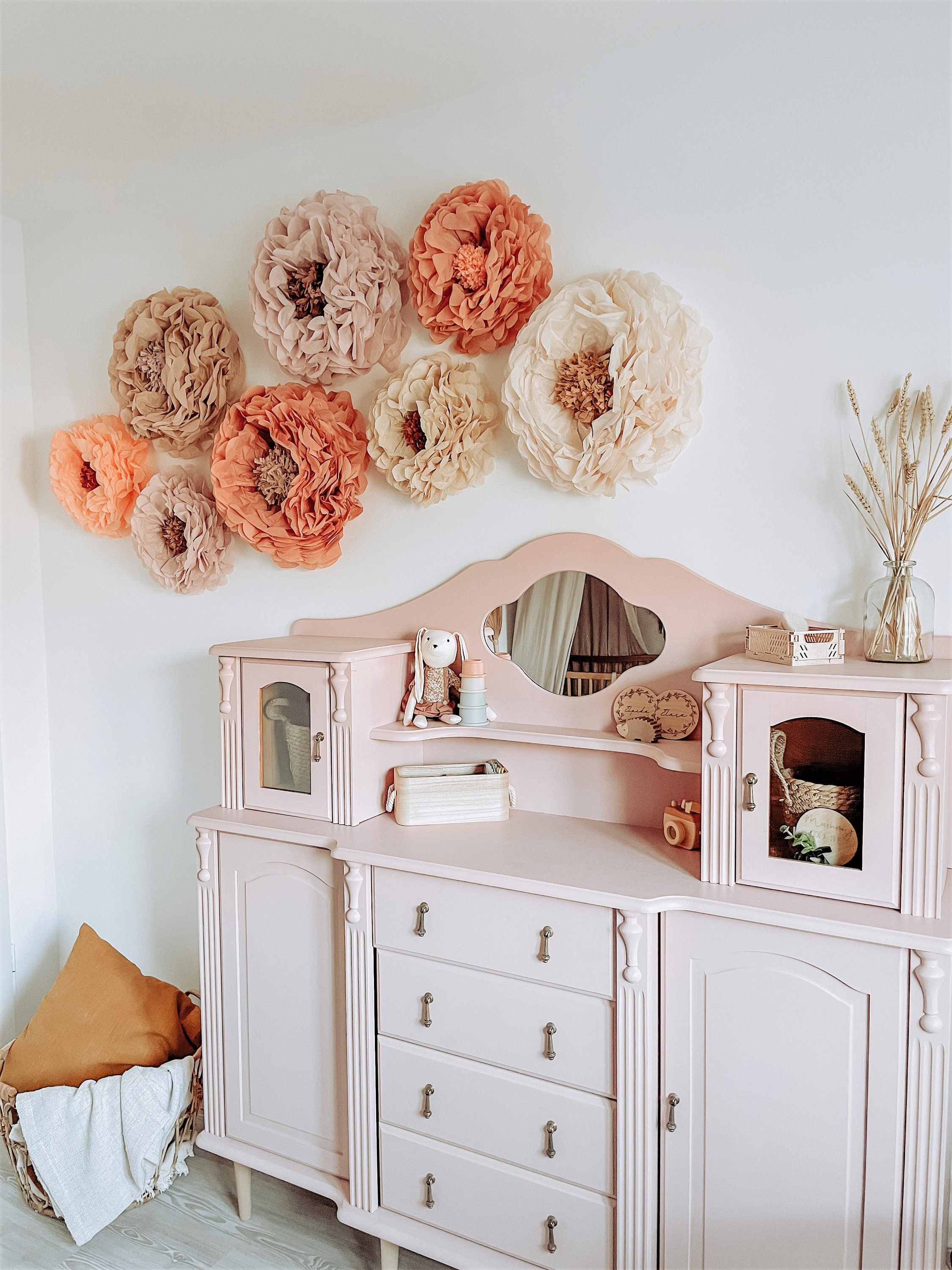 Mixed size paper flowers 7 units Flower backdrop wall. Wedding centerpiece. Breathtaking Blooms. Ash Pink