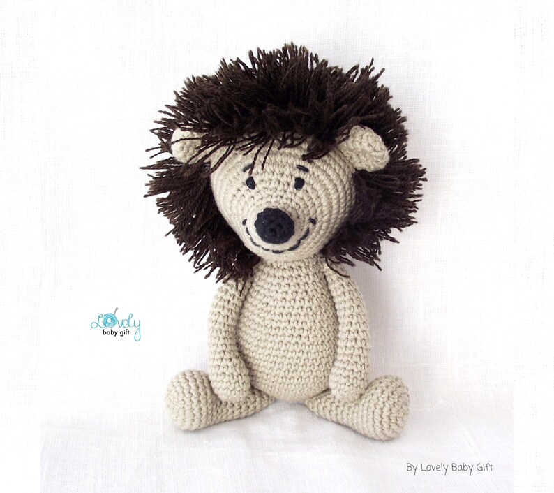 hedgehog stuffed toy crochet pattern with sport weight yarn