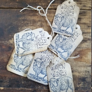 Woollen Wares Rustic Farmhouse Sheep Gift Tags ensemble de 25 fournitures artisanales pré-enfilées
