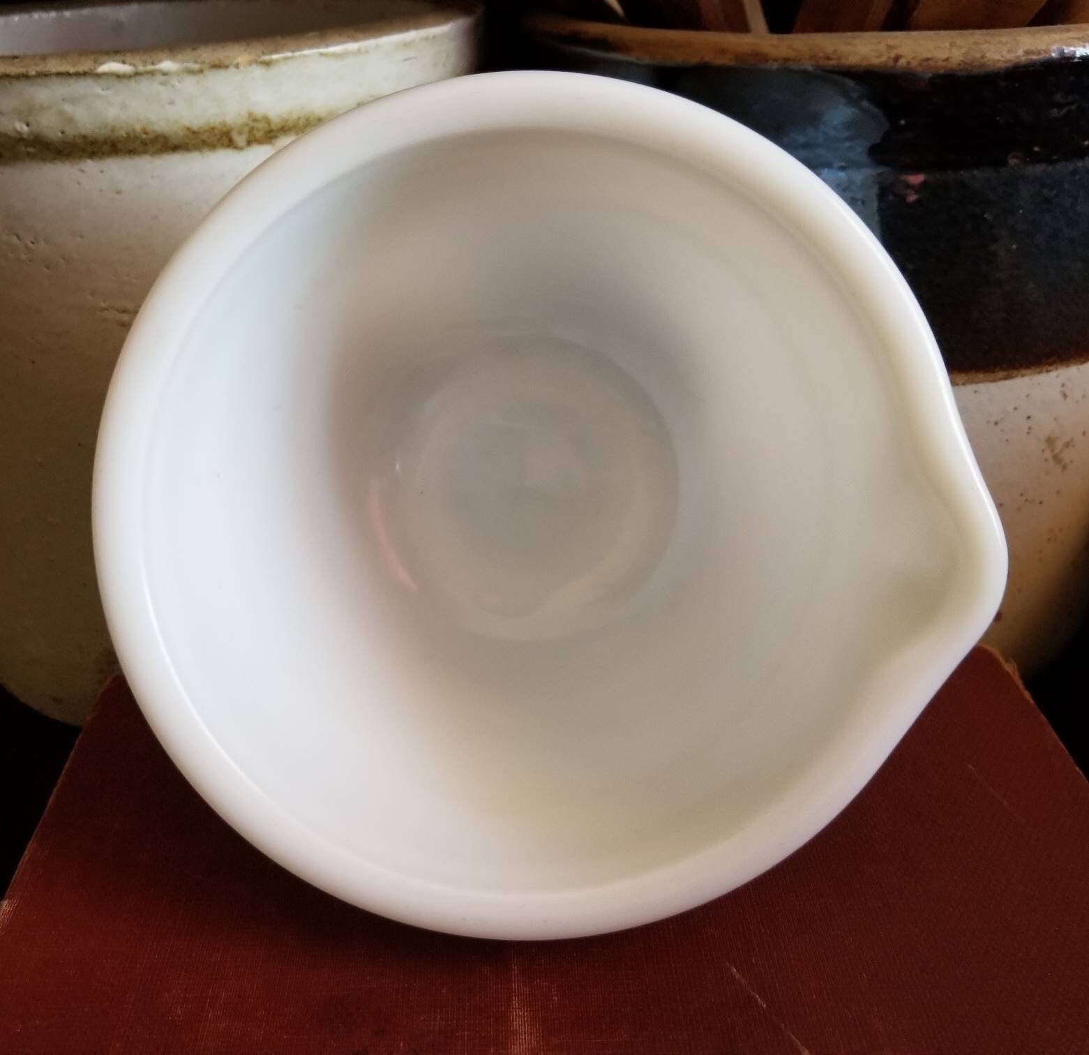 Vintage Mixing Bowl Sunbeam mixer Milk White glass 1 Qt. Size