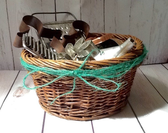 Rustic Kitchen Gadget Collection Farmhouse Pantry Gift Basket Cookie ...