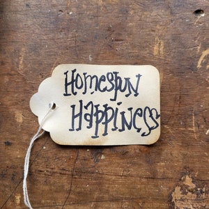 Etiqueta de regalo Homespun Happiness Primitive Rustic Hang tag Word Art Craft conjunto de suministros de 25 pre-encordados