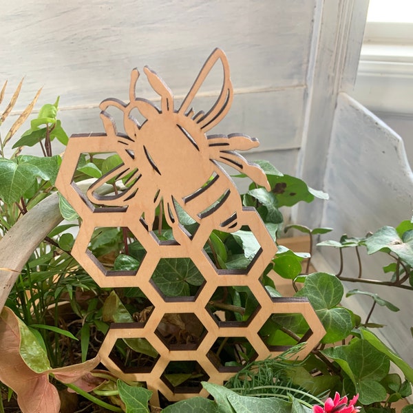Houseplant Trellis Honey Bee - Wooden Plant Stake - Plant Stake - Boho Plant Trellis - Hexagon Plant Stake - Honeycomb Plant Crawler