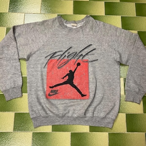 Vintage 90s Nike Air Jordan Flight Sweatshirt Crewneck Jumpman Basketball Size L Adult Lightweight