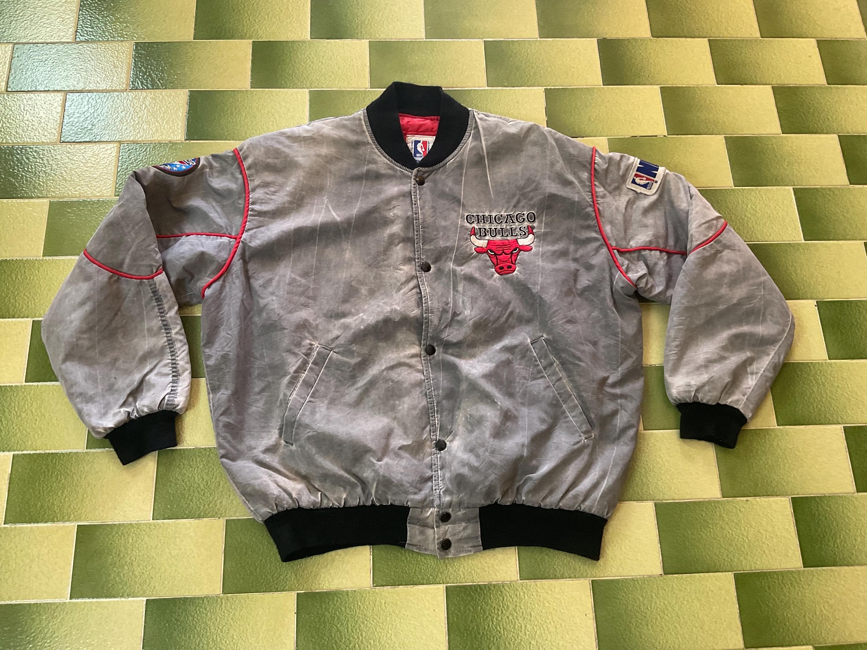 Chicago bulls bomber jacket - Etsy 日本