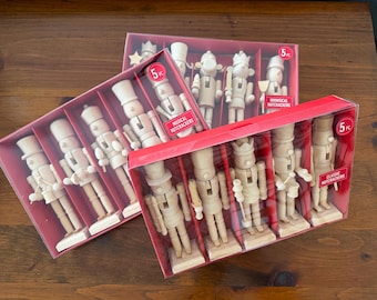15 Unfinished Pinewood Nutcrackers Classic Soldiers