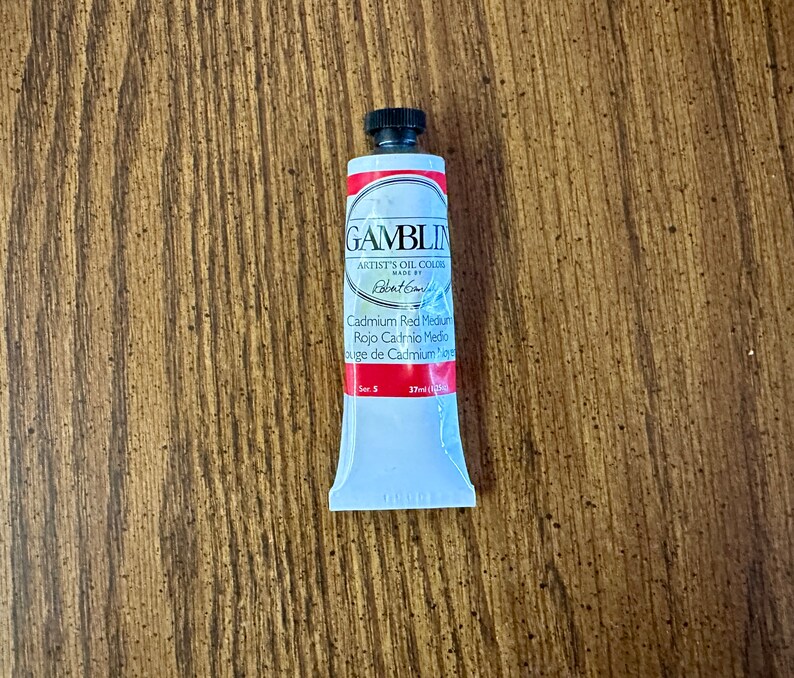 Cadmium Red Medium 37ml paint tube in the edusite shop at etsy https://edusite.etsy.com?search_query=paint