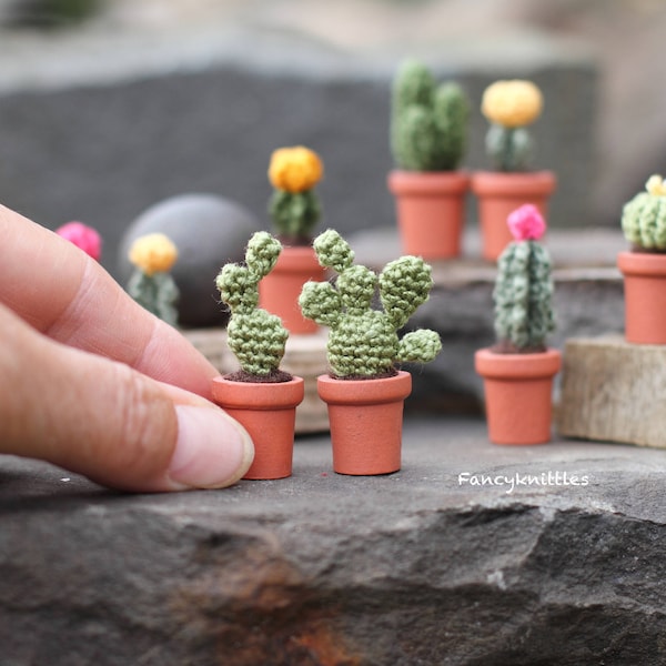 Opuntia cactus miniature crochet potted plant fake cacti dollhouse miniature collectable tiny succulent cactus lovers gift micro amigurumi