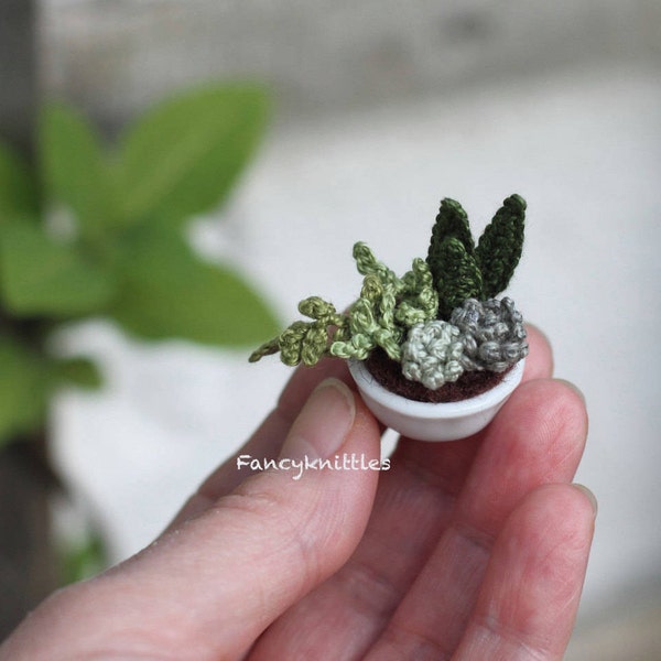 ミニチュアかぎ針編み多肉植物コンポジションドールハウス植物アレンジメント収集可能なミニ鉢植え植物妖精の庭フェイク植物1/12アミグルミ