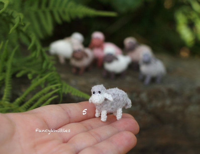 Miniature Sheep Doll, Dollhouse Crochet Toy Pet Animal, Tiny Winy Soft Plush Lamb Collectable Gift for Miniature Lovers, Indoor Fairy Garden 5 - milk/grey