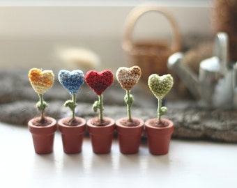 Miniature flowers hearts in the pots, Set of five, red, green, yellow, blue, beige. Gift for romanticist, crochet art, housewarming