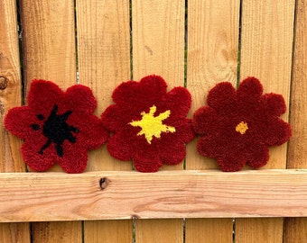 Dessous de verre mini tapis fleur rouge
