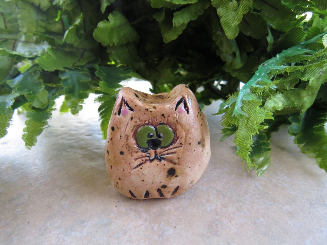 Spotted Miniature Cat Essential Oil Diffuser Sculpture, Aromatherapy ...