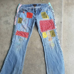 J11 Tamanho 6 - 8 Boro Patch Jeans Costurado à mão com bainha curta reciclada sustentável