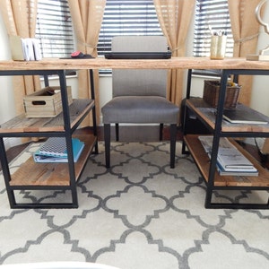 Escritorio de madera reciclada con estanterías metálicas Base | Etsy