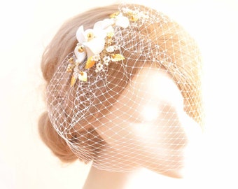 Ivory and gold headpiece with birdcage veil clip, Wedding floral hair piece, Modern and unique veil