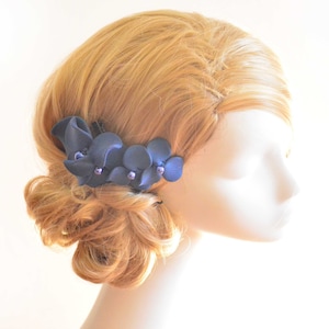 Mini fascinateur bleu marine, alternative au chapeau, fascinateurs de demoiselles d'honneur, accessoire de cheveux de mariage image 1