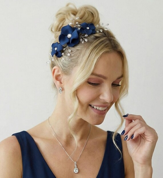 Set of 3 Navy Blue Floral Bobby Pins With Crystals  display picture 1