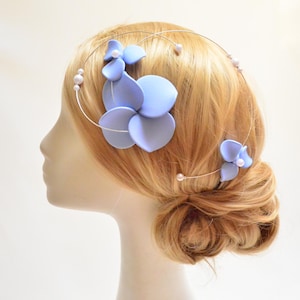 Pale blue fascinator headband, Simple fascinator, Classy headband,  Modern hair decoration, Bridesmaid hair pin,