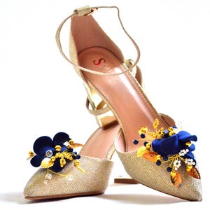 Elegant Navy Blue Shoe Clips with Leaves, Pearls & Crystals – Bridal or Evening Shoe Accessories