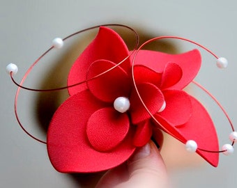 Small red fascinator, Red fascinator 