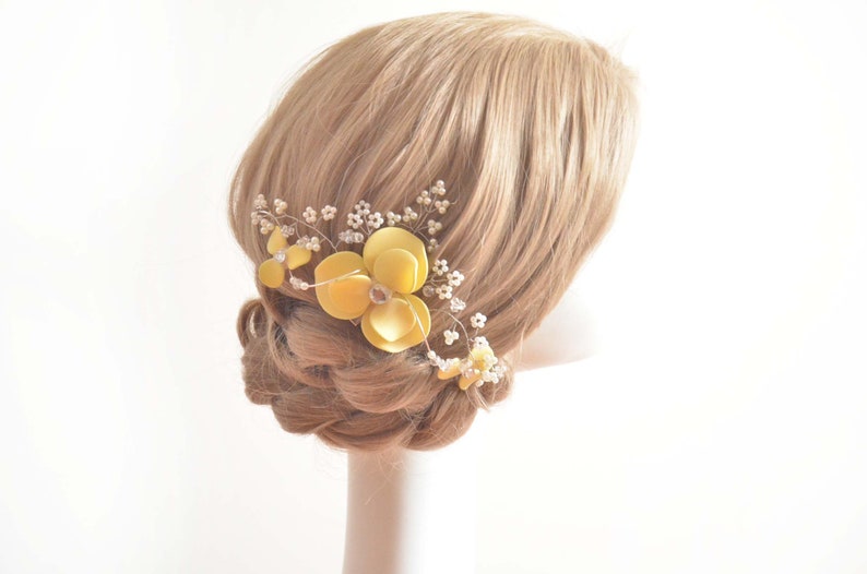 Bridal hair clip Bridesmaid headpiece, Bridal hair comb White hair comb White head piece Floral headpiece Decorative hair comb