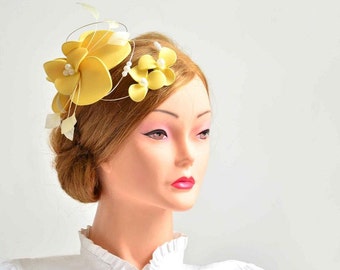 Grande cappello fascinator floreale giallo, decorazione dei capelli romantica e semplice, copricapo di fiori da sposa,