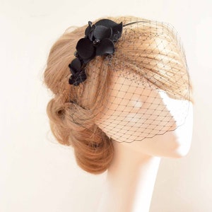 Black Birdcage Veil with Flowers – Gothic Fascinator on Headband or Clip, Elegant Halloween or Funeral Hair Accessory, Bridal Color Options