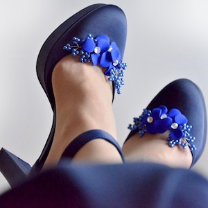 Royal Blue Floral Shoe Clips – Elegant Handmade Accessory for a Unique Touch