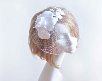 Large white fascinator with birdcage veil, Wedding hair decoration with netting,