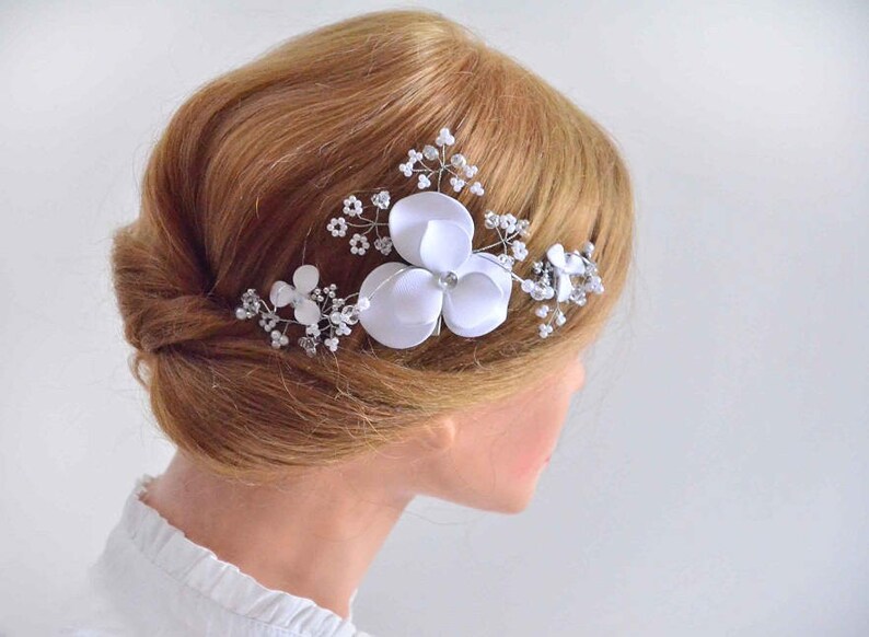 Bridal hair clip Bridesmaid headpiece, Bridal hair comb White hair comb White head piece Floral headpiece Decorative hair comb
