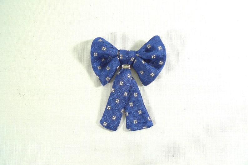1 Women/'s Ladies Silk Fabric BOW PIN BROOCH Blue /& White Checks Handmade
