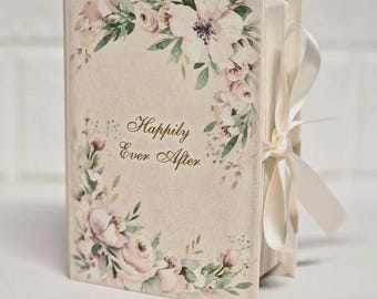 10 Personalized Unique Wedding Favor Boxes • Customized Gift Boxes • Like old styled Books