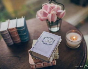 20 Personalized Book Favor Boxes • Handmade Unique Wedding Bomboniere • Customized Guest Gift