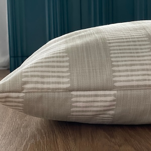 Modern Stripe Dog Bed Cover // Personalized Pet Bed Cover // Custom Dog Bed Duvet Cover // Washable Dog Bed // Durable Dog Bed Cover