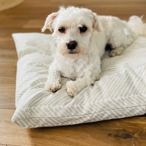 Boho Herringbone Dog Bed Cover,  Pet Crate Bed Mat, Personalized Dog Bed Duvet,  Farmhouse Chic Dog Bed Cover,  Washable Pet Bed