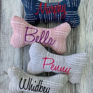 Personalized Dog Bone Toy - Dog Toy With Squeaker - Dog Lover - Dog Mama - New Puppy Gift - Dog Toy for Dog Lover